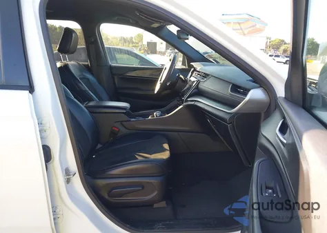 2023 Jeep Grand Cherokee L Altitude 4X4 from USA, damaged, VIN 1C4RJKAG4P8895063